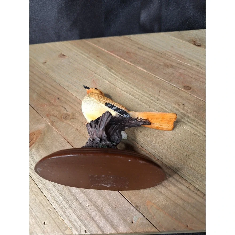 Resin Yellow Female Baltimore Oriole Figurine on Tree Stump Hand Painted